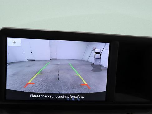 Used 2024 Ford Maverick Lariat w/ 4K Tow Package image 13