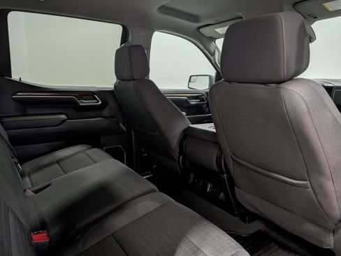 Used 2022 Chevrolet Silverado 1500 LT image 17