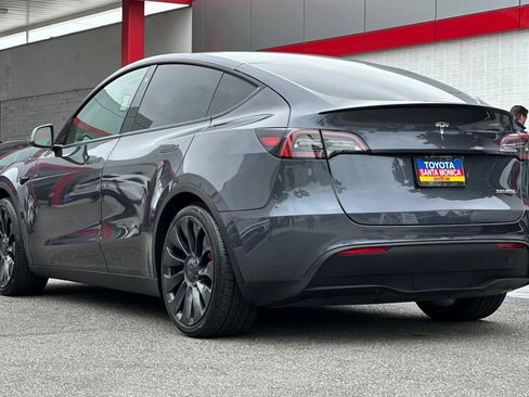 Used 2023 Tesla Model Y Performance AWD/4WD image 6