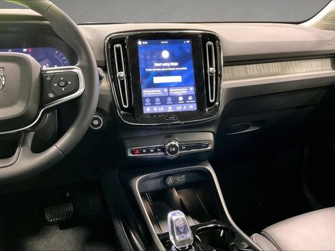 New 2026 Volvo XC40 B5 Plus w/ Protection Package Premier AWD/4WD image 6