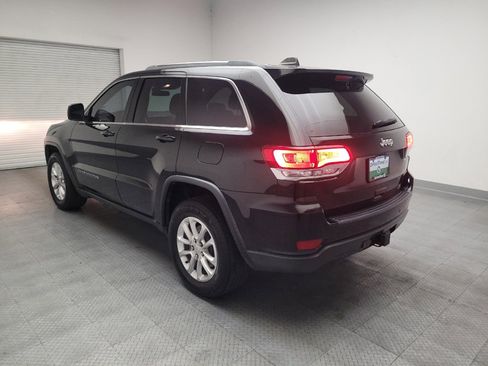 Used 2021 Jeep Grand Cherokee Laredo RWD image 5