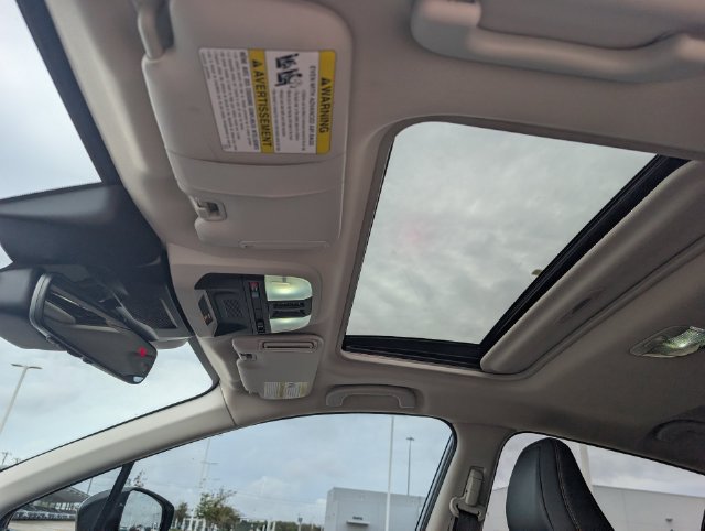 Used 2024 Subaru Crosstrek 2.5i Limited w/ Crosstrek Mirror Package AWD/4WD image 18