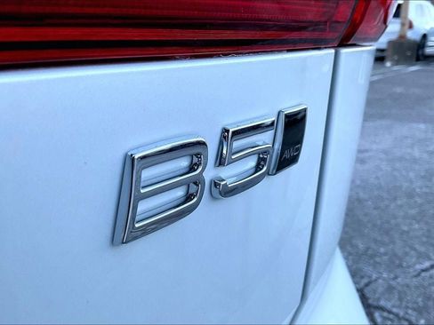 New 2026 Volvo XC60 B5 Ultra w/ Climate Package AWD/4WD image 9