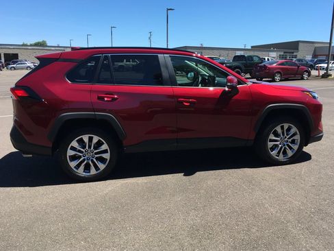 Used 2024 Toyota RAV4 XLE Premium w/ Weather Package AWD/4WD image 8
