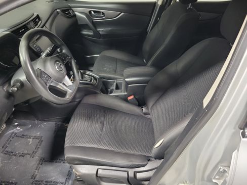 Used 2020 Nissan Rogue Sport S w/ Appearance Package FWD image 19