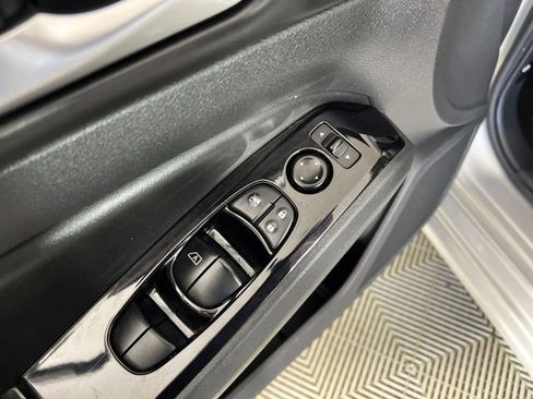 Used 2023 Nissan Altima 2.5 SV image 13