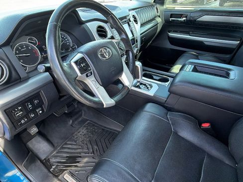 Certified 2017 Toyota Tundra Platinum image 10