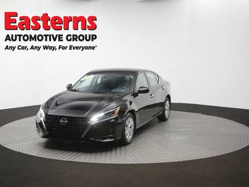 Used 2023 Nissan Altima 2.5 S FWD image 53