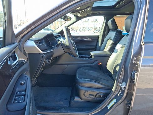 Used 2023 Jeep Grand Cherokee Altitude image 15