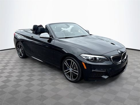 Used 2018 BMW M240i Convertible image 4