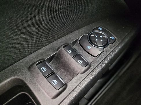 Used 2020 Ford Fusion SE image 27