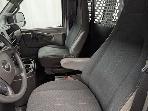 Certified 2025 Chevrolet Express 2500 w/ Driver Convenience Package RWD image 10