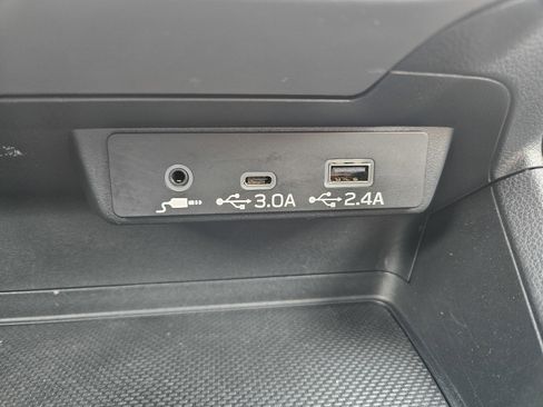 Certified 2024 Subaru Crosstrek 2.0i Premium image 32