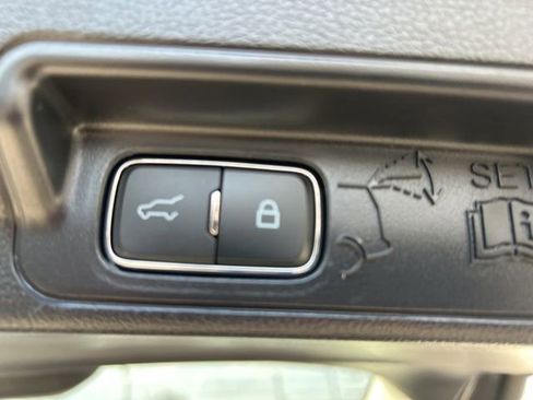 Used 2025 Ford Explorer Active w/ Active Comfort Package image 14