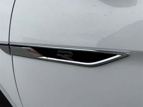 New 2025 Volkswagen Atlas SEL Premium R-Line image 13