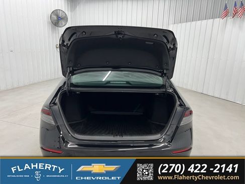 Used 2024 Honda Accord EX image 19