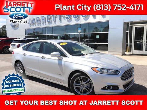 Used 2015 Ford Fusion Titanium FWD image 1