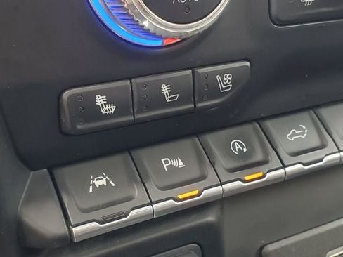Used 2019 GMC Sierra 1500 AT4 w/ AT4 Premium Package AWD/4WD image 22