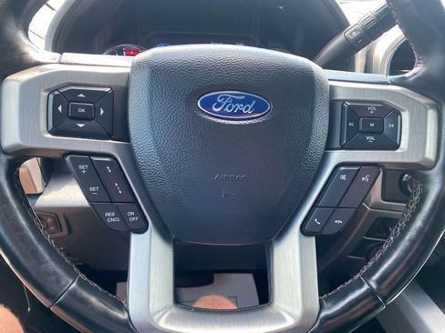 Used 2022 Ford F450 Platinum w/ FX4 Off-Road Package AWD/4WD image 18