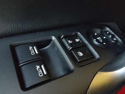 Used 2016 Honda Accord EX image 27