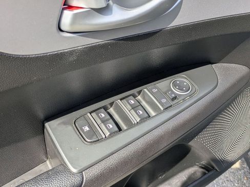 Used 2023 Kia Forte LXS w/ LXS Technology Package FWD image 12