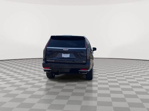 Used 2024 Cadillac Escalade ESV Premium Luxury AWD/4WD image 7