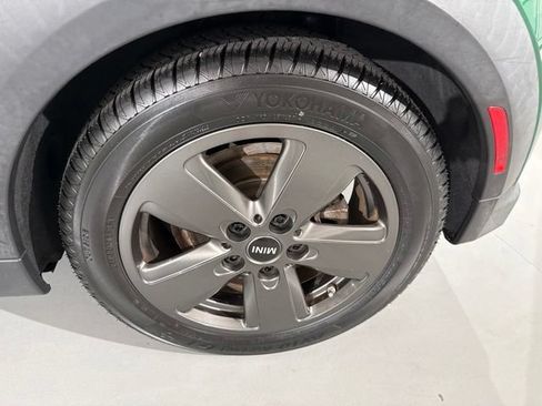 Used 2022 MINI Cooper 2-Door Hardtop FWD image 7
