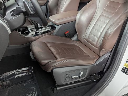 Used 2020 BMW X4 xDrive30i w/ Convenience Package image 16