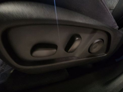 Certified 2025 Chevrolet Equinox LT w/ Convenience Package II image 13