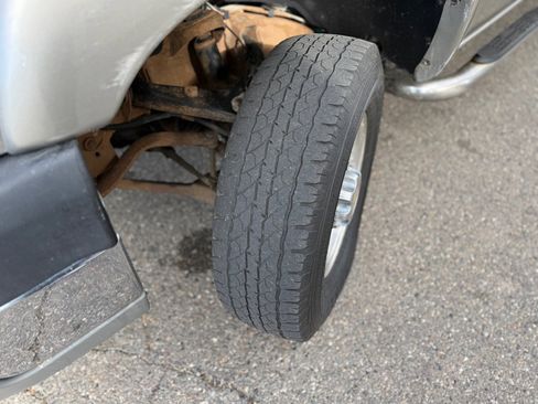 Used 2003 Chevrolet Silverado 2500 LS w/ Skid Plate Package image 52