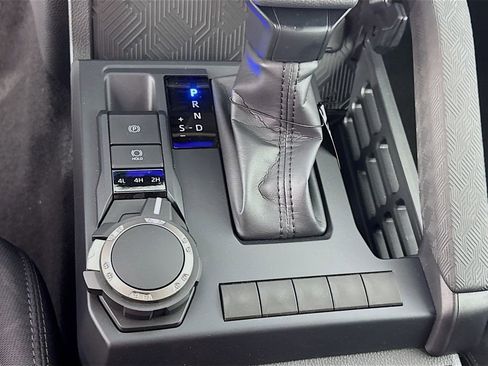 Used 2026 Toyota Tacoma SR image 24