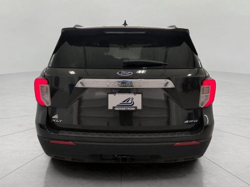 Used 2023 Ford Explorer XLT w/ Class IV Trailer Tow Package AWD/4WD image 25
