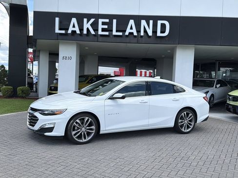Certified 2022 Chevrolet Malibu LT w/ Leather Package FWD image 1