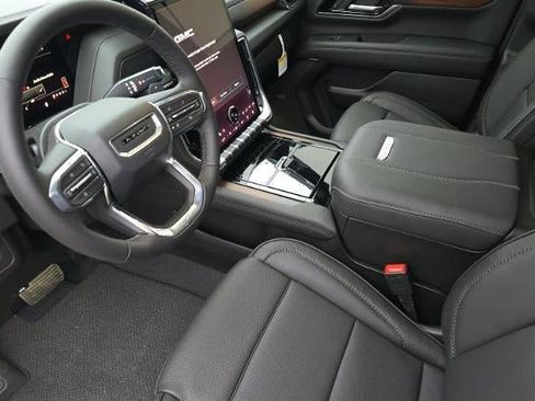 New 2026 GMC Yukon XL Denali w/ Sun & Power Step Package AWD/4WD image 9