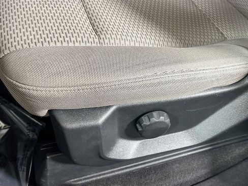 Used 2018 Ford F150 XLT image 16