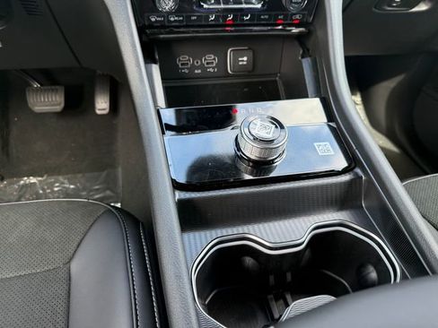 New 2025 Jeep Grand Cherokee L Altitude image 21