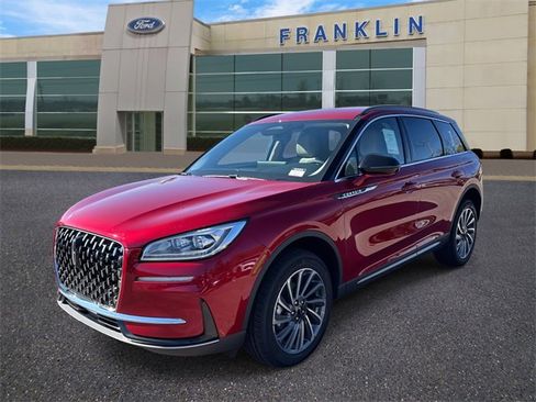 New 2026 Lincoln Corsair Reserve image 3