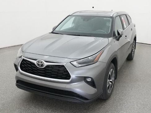 New 2026 Toyota Highlander XLE AWD/4WD image 16