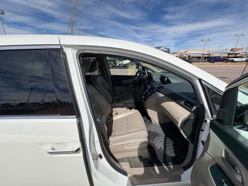 Used 2012 Honda Odyssey Touring Elite image 29