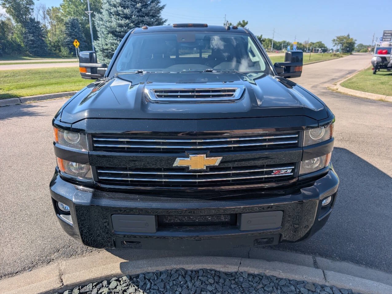 Used 2019 Chevrolet Silverado 2500 LTZ w/ Duramax Plus Package AWD/4WD image 4