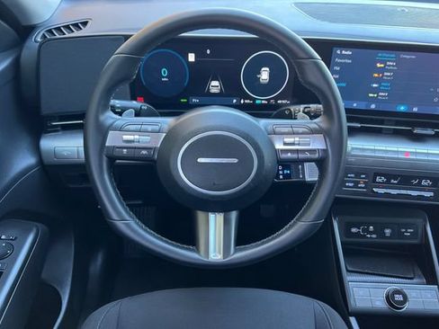 Used 2024 Hyundai Kona SEL FWD image 16