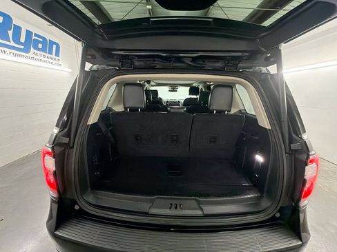 Used 2019 Ford Expedition Platinum RWD image 26