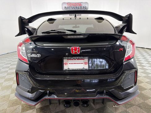 Used 2019 Honda Civic Type R image 5