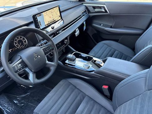 New 2026 Mitsubishi Outlander SE AWD/4WD image 10