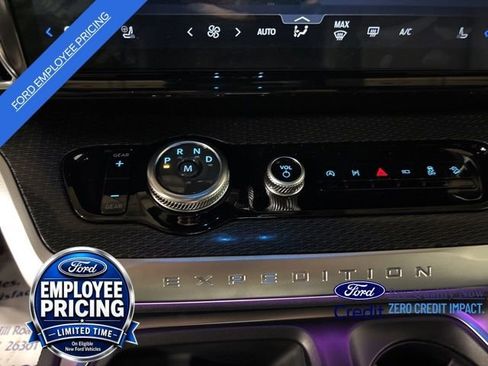 New 2025 Ford Expedition Max Platinum w/ Stealth Performance Package AWD/4WD image 16