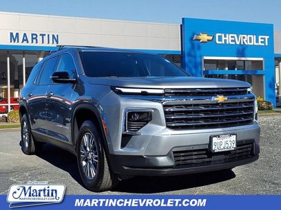 Used 2025 Chevrolet Traverse LT w/ Enhanced Driving Package