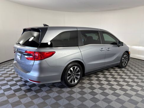 Used 2023 Honda Odyssey EX-L image 7