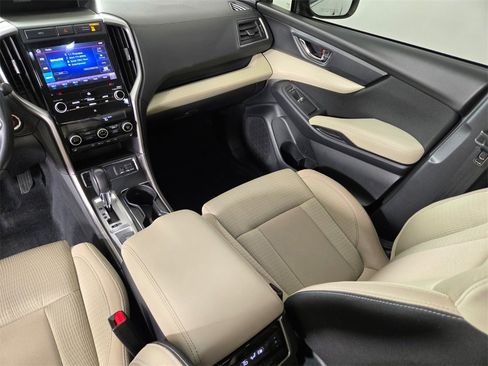 Certified 2021 Subaru Ascent Premium w/ Convenience Package image 18