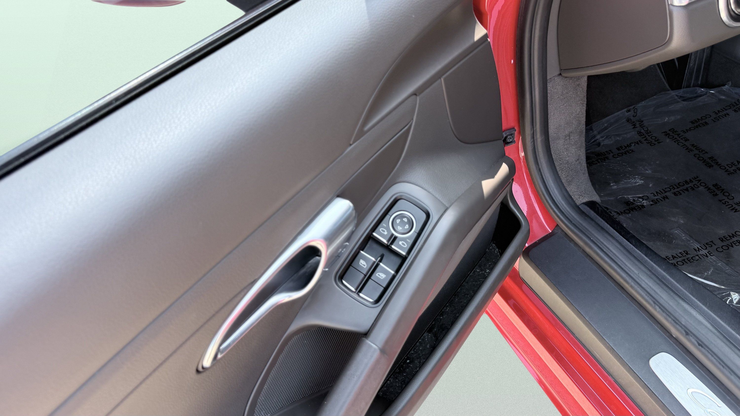 Used 2019 Porsche 718 Cayman RWD image 22