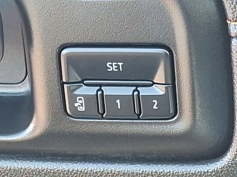 Used 2022 GMC Sierra 1500 AT4 w/ AT4 Premium Package image 29